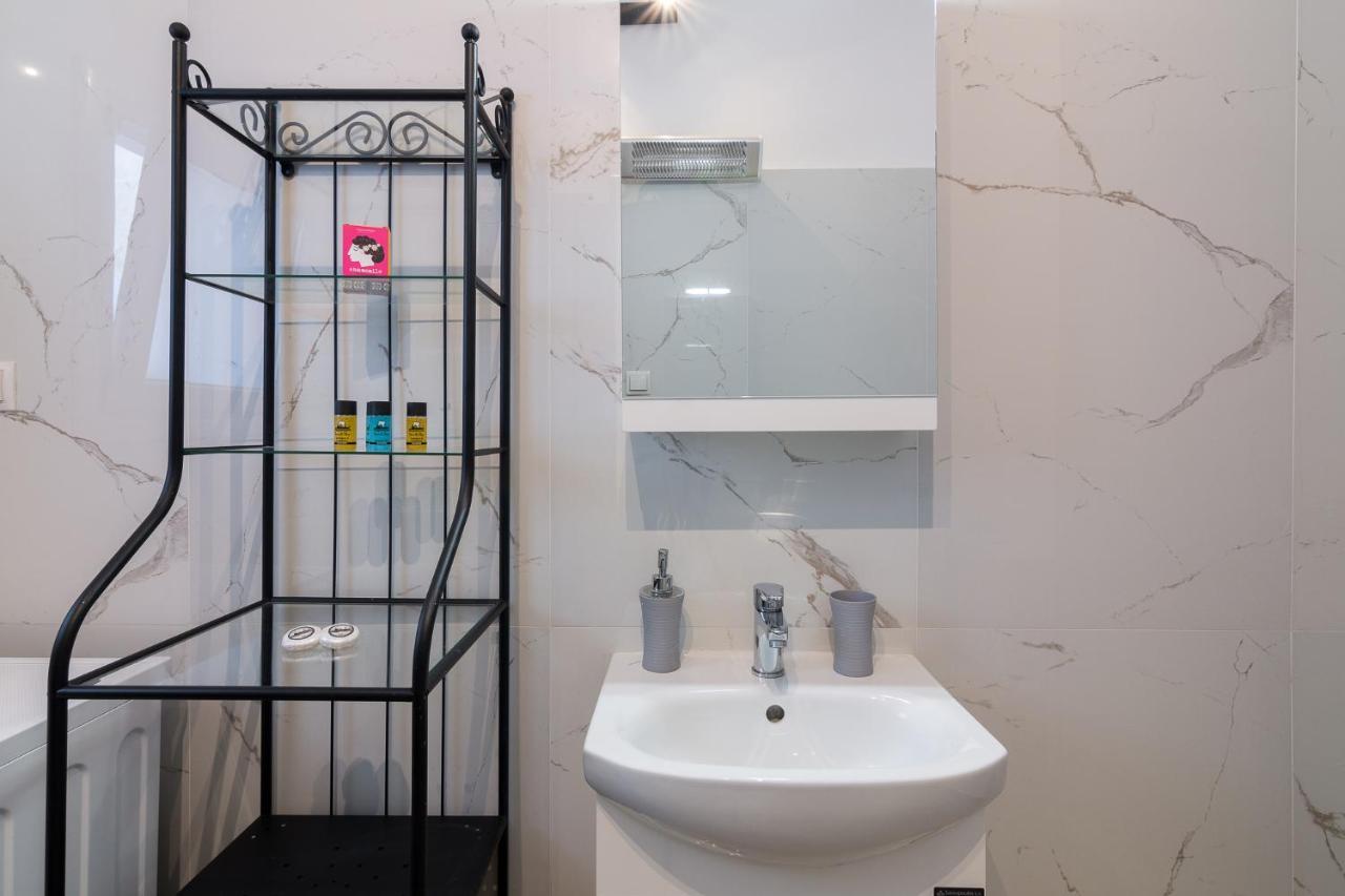 Appartamento Renovated Panorama Loft: Athens Terrace Gem Esterno foto