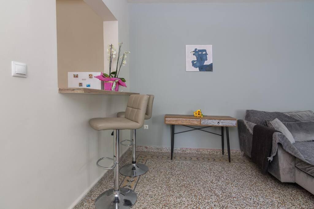 Appartamento Renovated Panorama Loft: Athens Terrace Gem Esterno foto